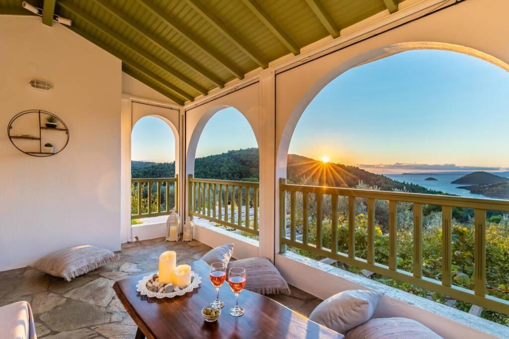 Nina-Myrtia Countryside House Skopelos Ditropo Bagian luar foto