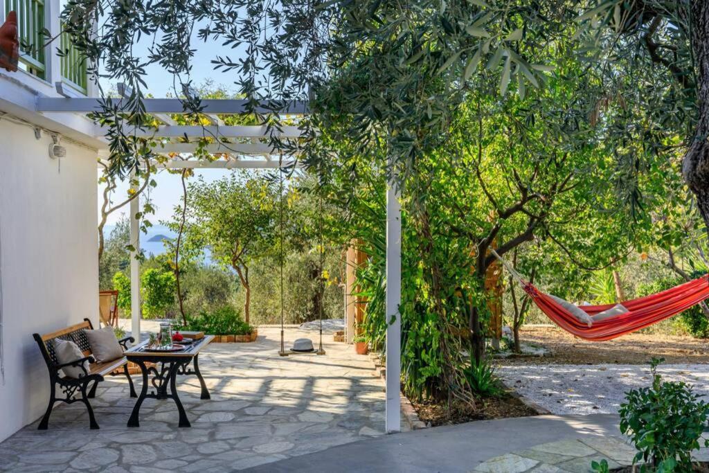 Nina-Myrtia Countryside House Skopelos Ditropo Bagian luar foto