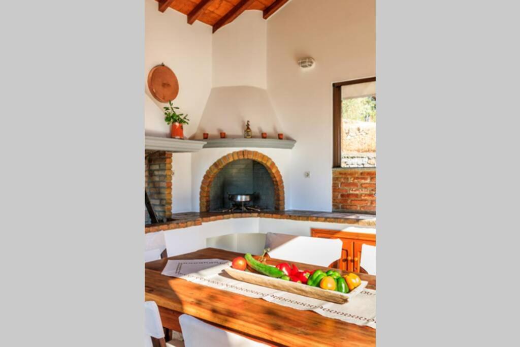 Nina-Myrtia Countryside House Skopelos Ditropo Bagian luar foto