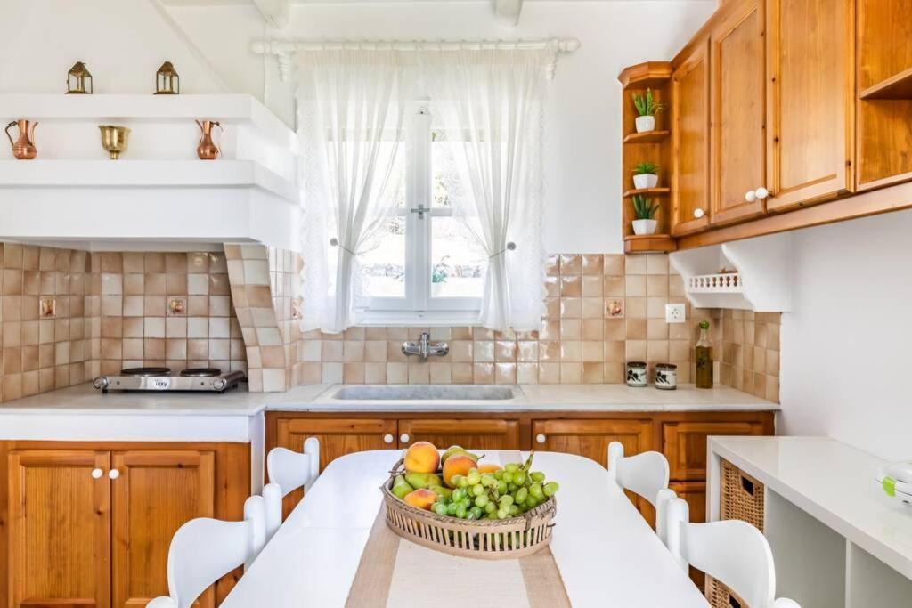 Nina-Myrtia Countryside House Skopelos Ditropo Bagian luar foto
