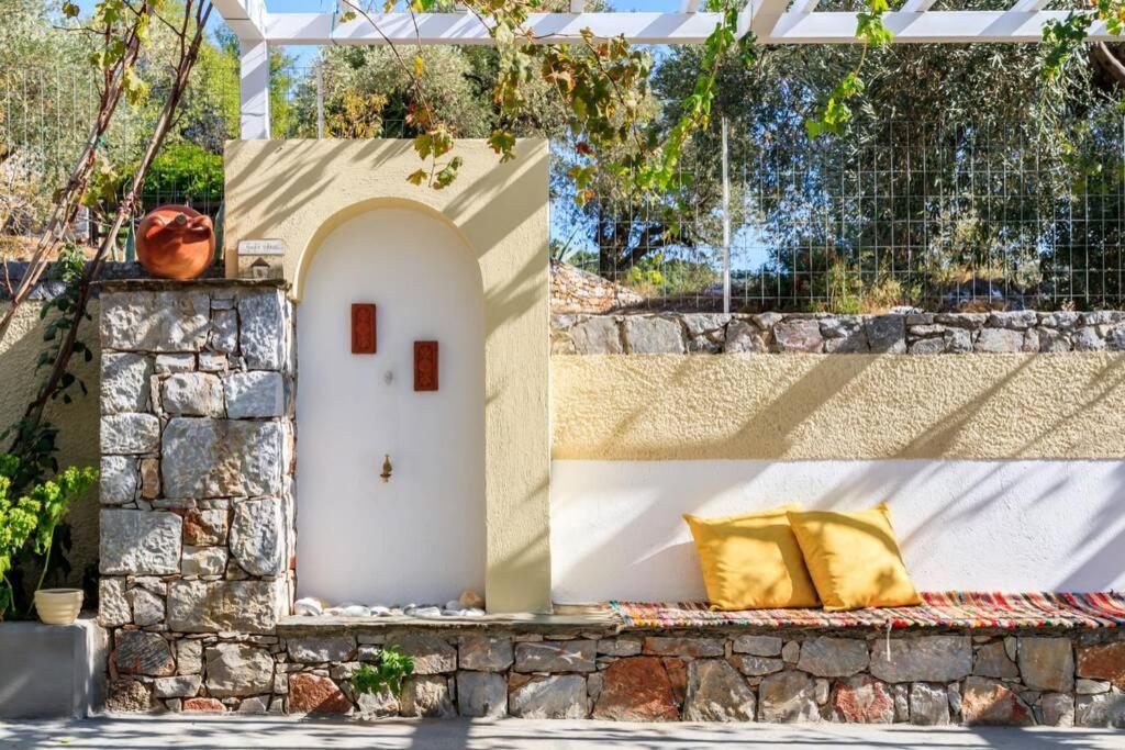 Nina-Myrtia Countryside House Skopelos Ditropo Bagian luar foto