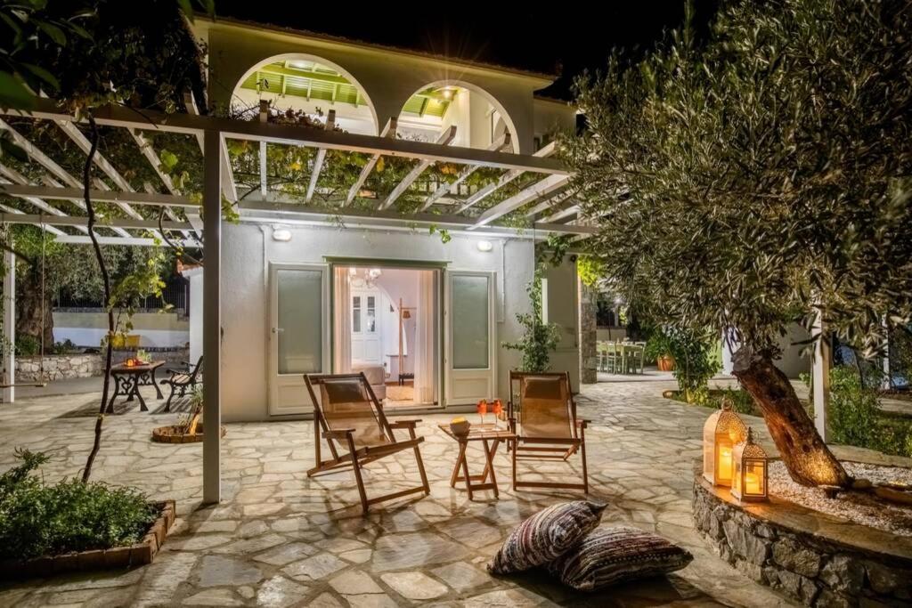 Nina-Myrtia Countryside House Skopelos Ditropo Bagian luar foto