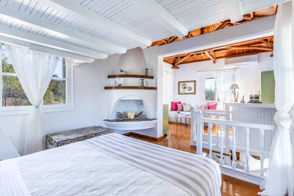 Nina-Myrtia Countryside House Skopelos Ditropo Bagian luar foto